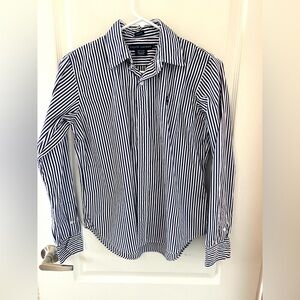 VGT Ralph Lauren Women’s size 8 Blue and White Striped Button Front Shirt Y2K